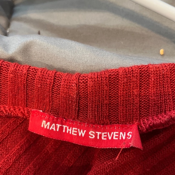 EUC Matthew Steven's Red Pullover Sweater Knit Midi Dress Women's Size Medium - Picture 5 of 6